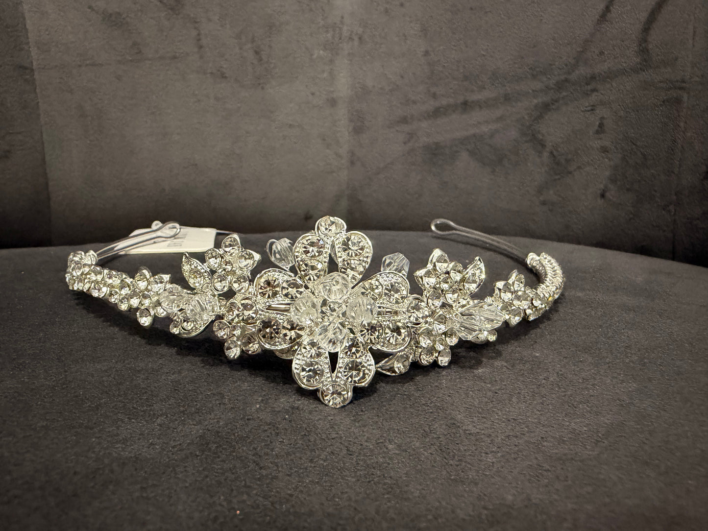 LM170 Tiara