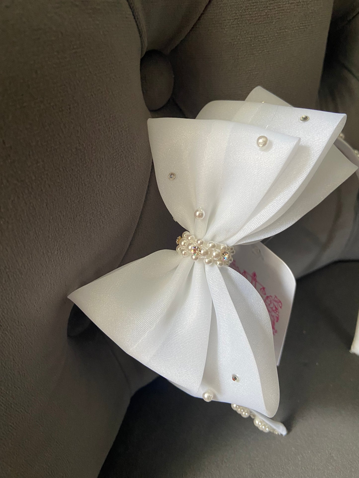 Emmerling White Communion Headpiece with side bow