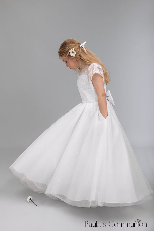 Paulas Communion - PJ82