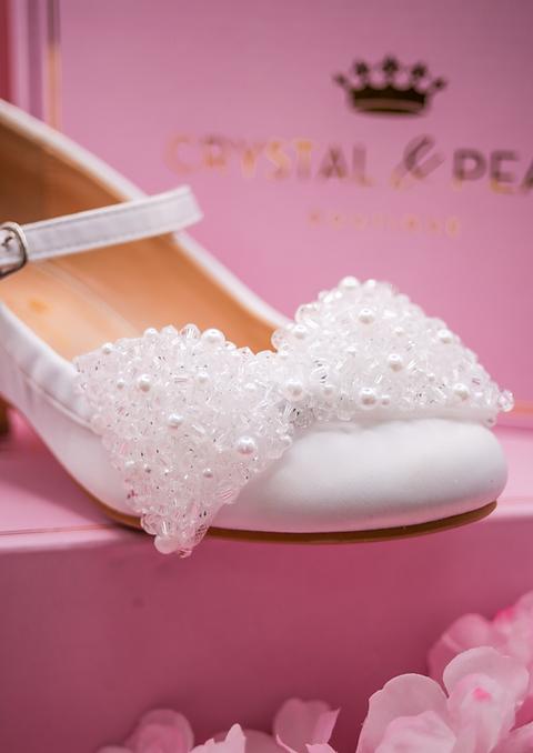 Crystal and Pearl Shoes - Nieve 02